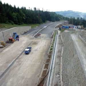 Výstavba cesty Skalité - hranica SR/PR