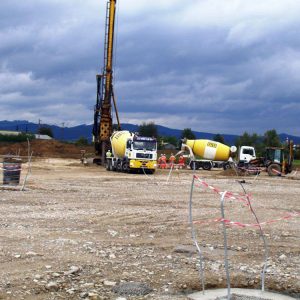 Dhollandia, Predmier