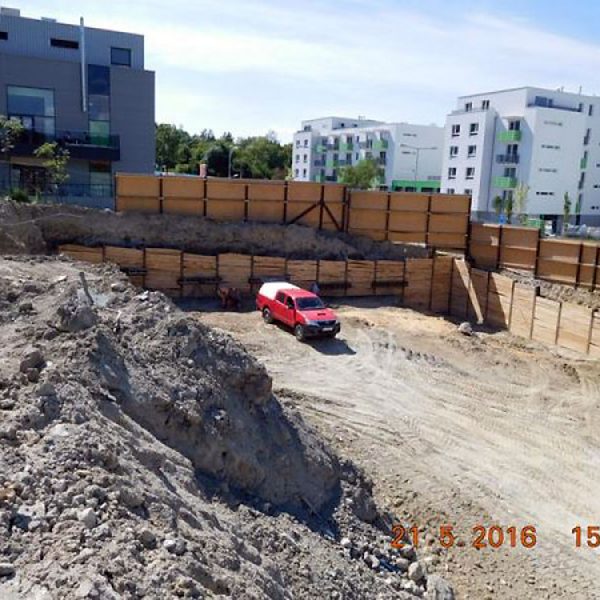 Obytný súbor Dubrawa, Hrubá lúka