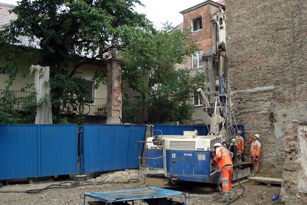 Polyfunkčný dom, Bratislava, Obchodná ulica